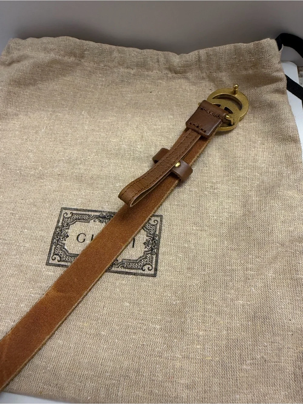 GUCCI WOMANS LEATHER BELT- SIZE 75/30